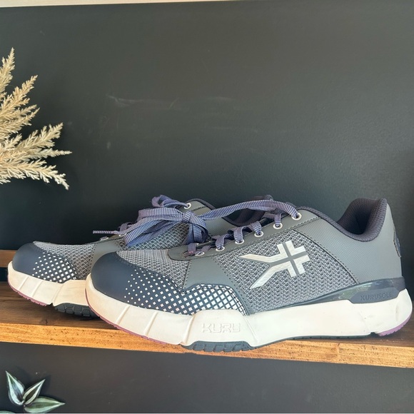 Kuru Cloud Gray Athletic Sneakers Womens Size 11 - Picture 1 of 7